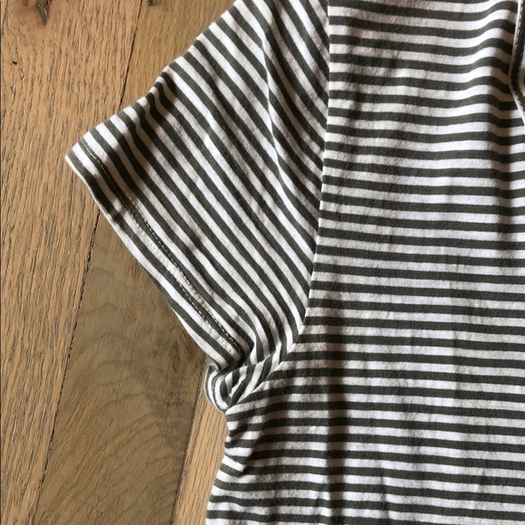Striped Short Sleeve Relaxed T-Shirt - Picture 4 of 7
